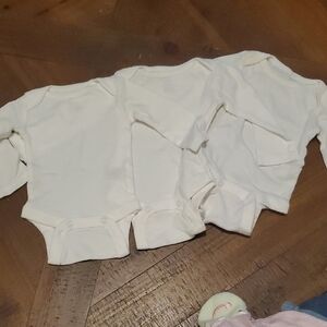 🐻 White Kids Onesie Set Of 3